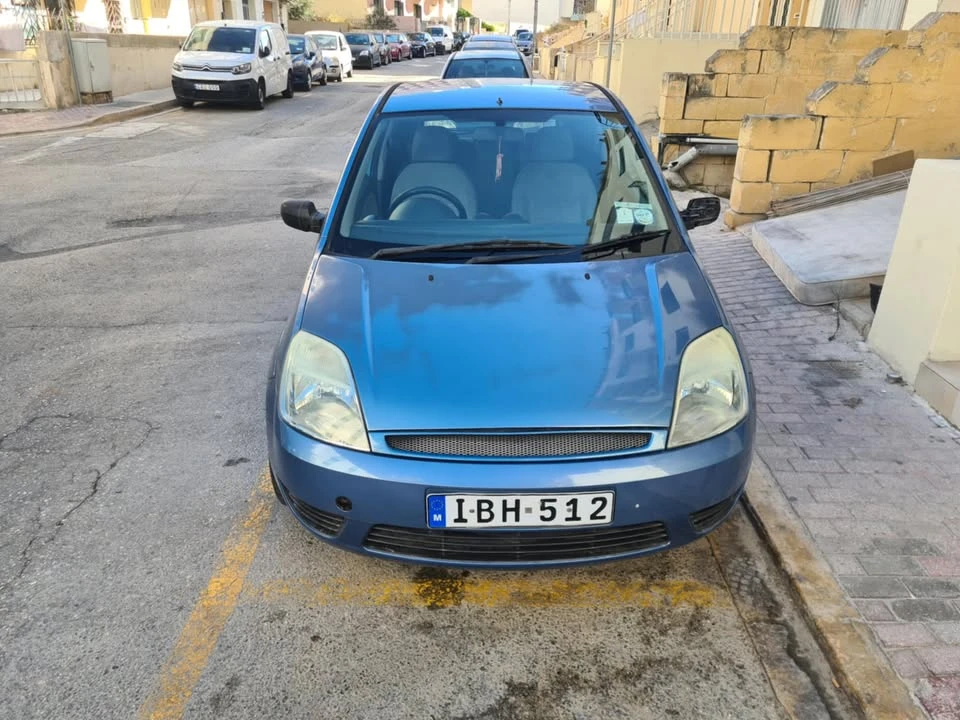 FORD FIESTA 1.1 PETROL , FULL EXTRAS , MANUAL 2004 , TA MALTA